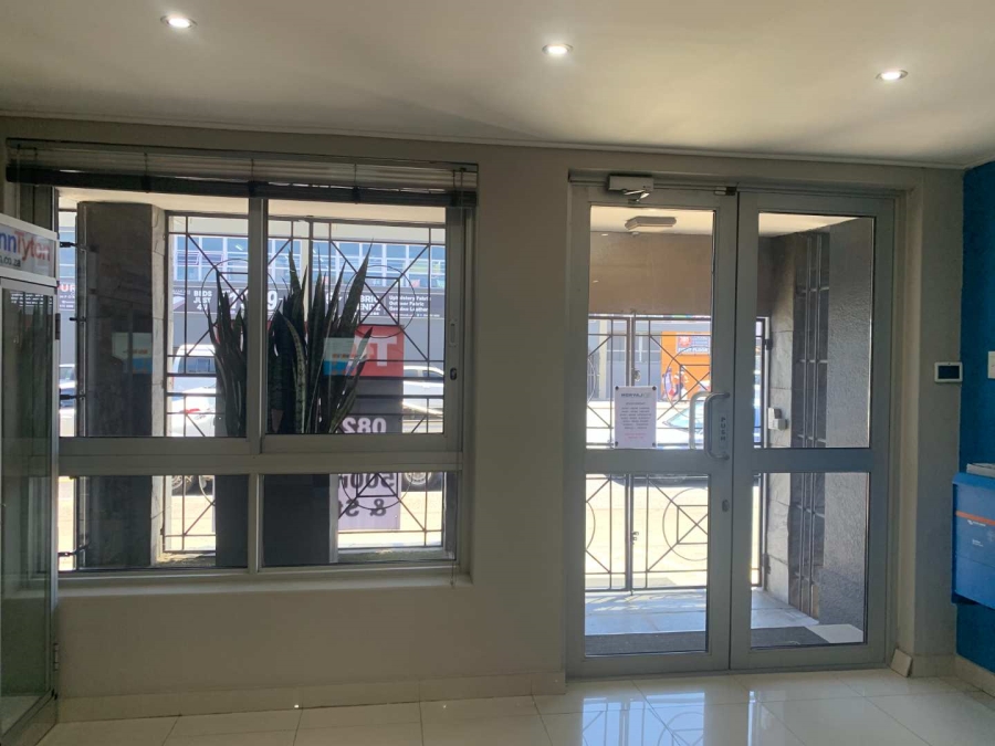 To Let commercial Property for Rent in Maitland Western Cape